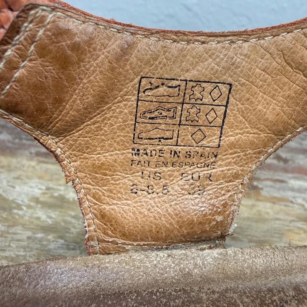 Taos Footwear women size